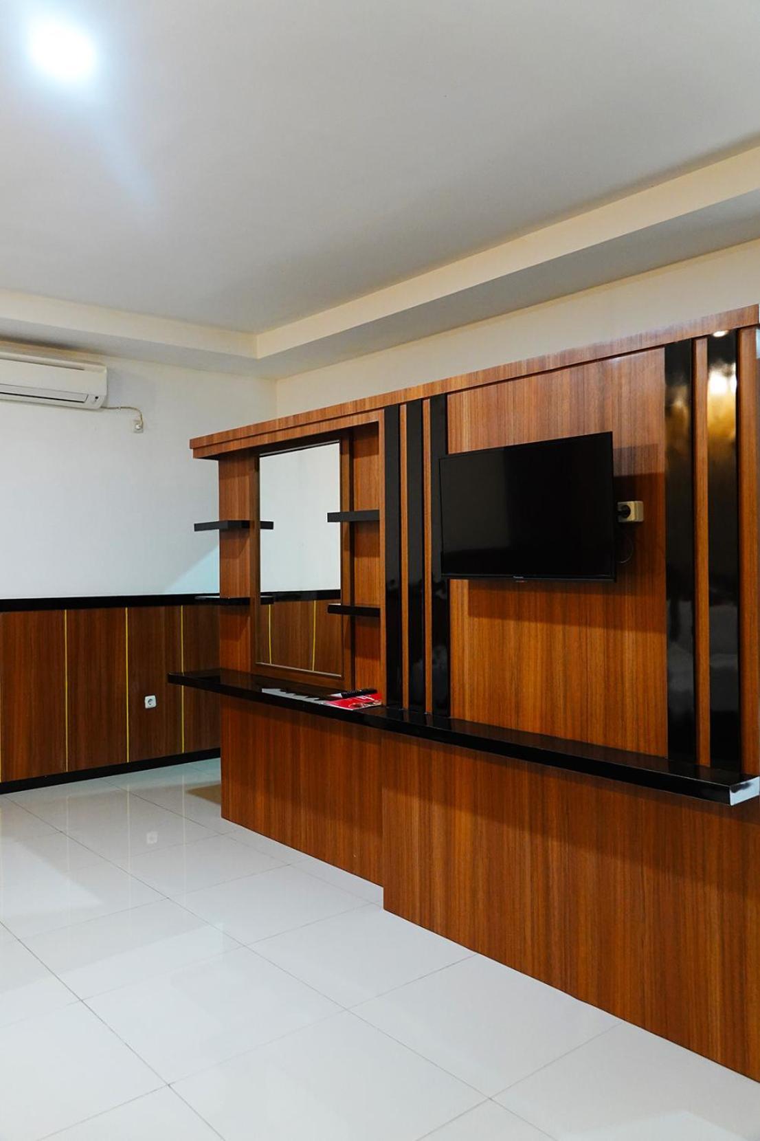 Baratha Hotel & Resto Bondowoso 外观 照片