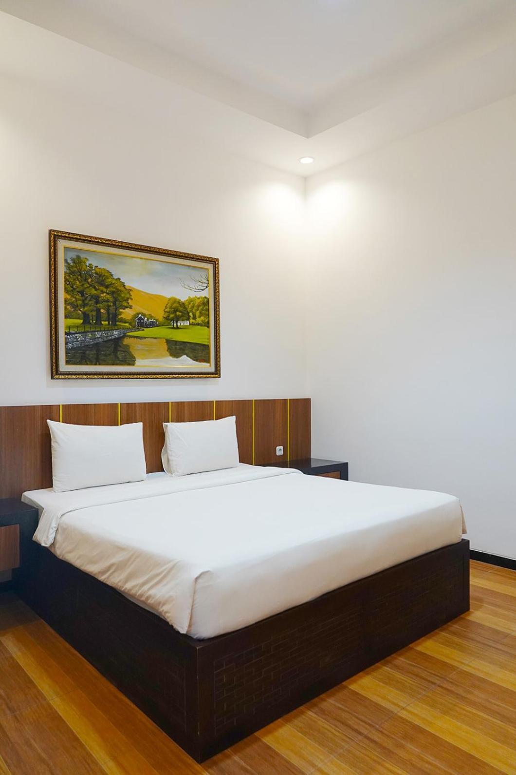 Baratha Hotel & Resto Bondowoso 外观 照片