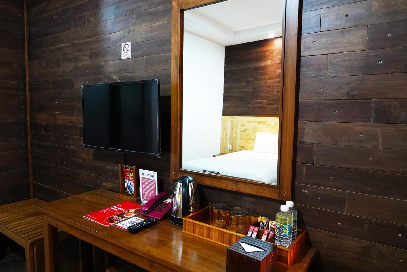 Baratha Hotel & Resto Bondowoso 外观 照片