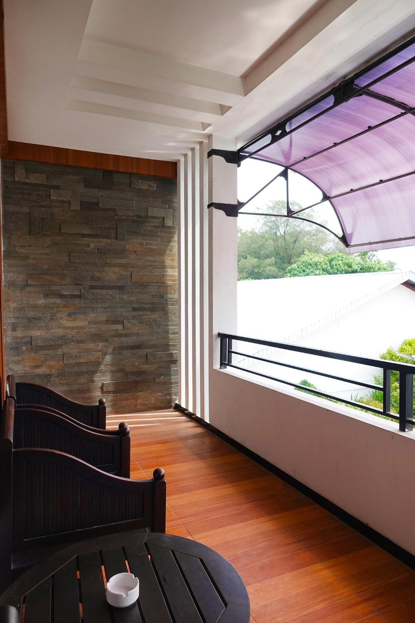 Baratha Hotel & Resto Bondowoso 外观 照片