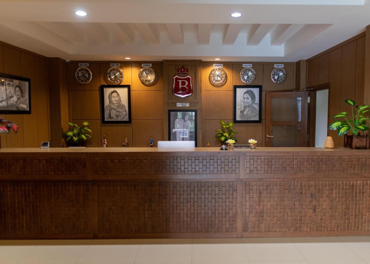 Baratha Hotel & Resto Bondowoso 外观 照片