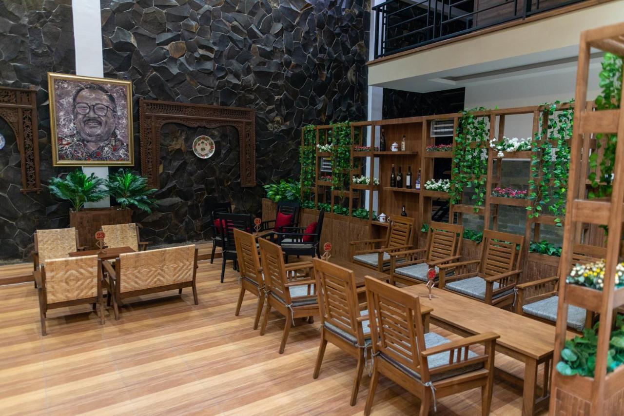 Baratha Hotel & Resto Bondowoso 外观 照片