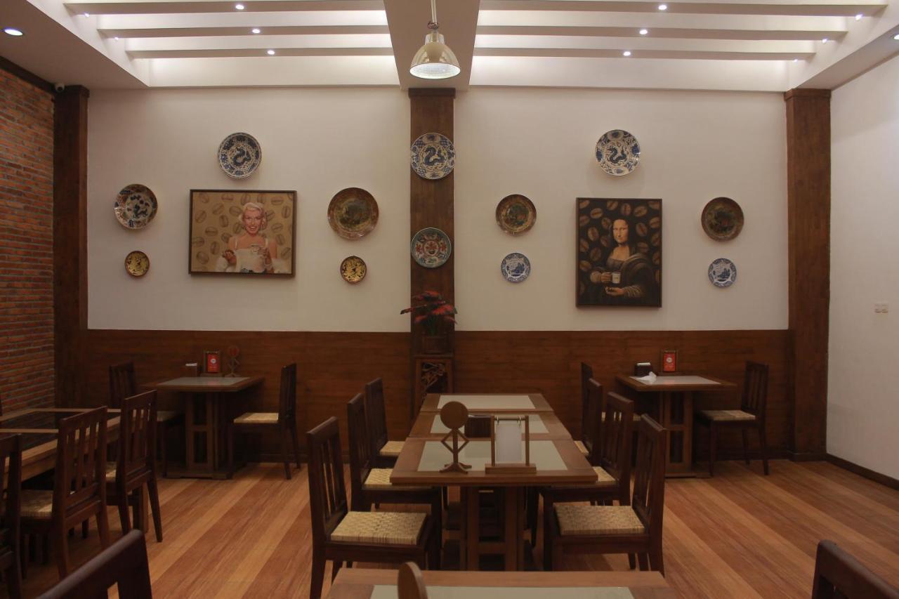 Baratha Hotel & Resto Bondowoso 外观 照片