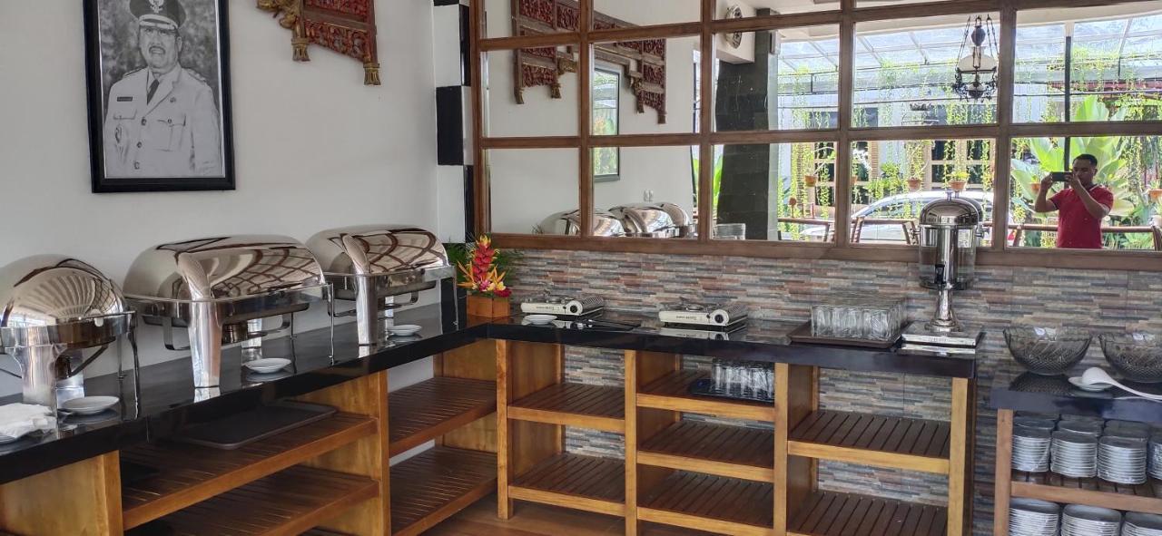 Baratha Hotel & Resto Bondowoso 外观 照片