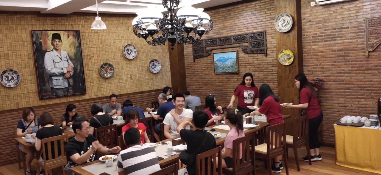 Baratha Hotel & Resto Bondowoso 外观 照片